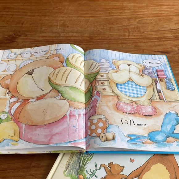 2 x hardcover “mama’s love” books - Picture 4 of 7